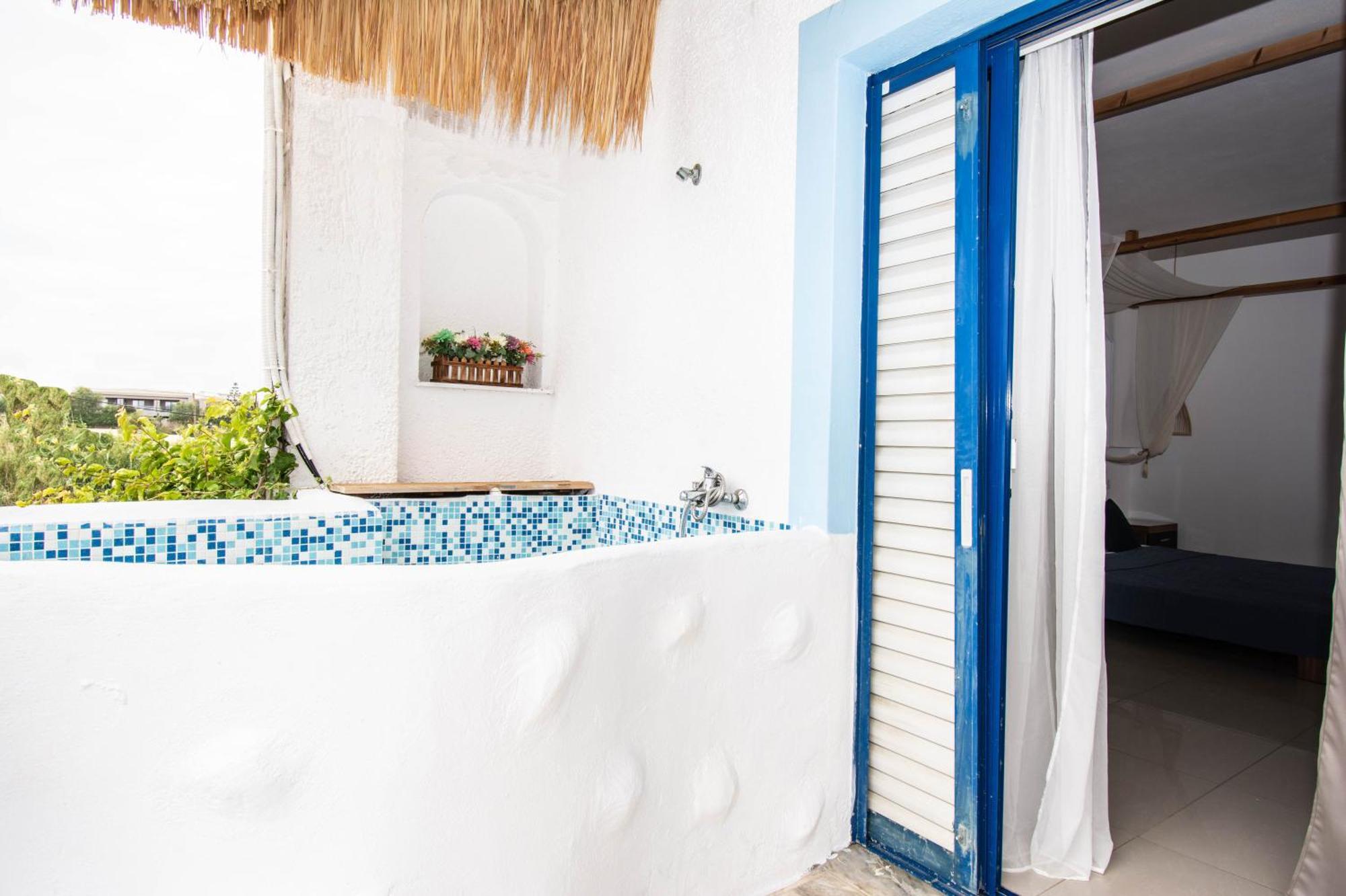 Ov Suites "By Checkin" Hersonissos  Exterior foto